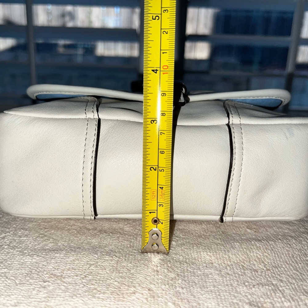 Coach Hadley Field Crossbody - A1481-F29763 - Picture 6 of 13